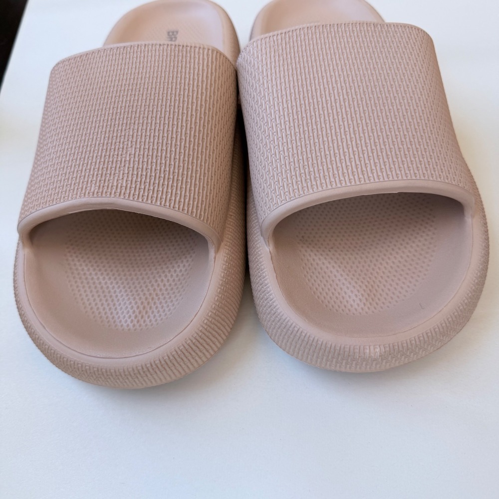 BRONAX Pillow Cloud Slides Tan Cushion Sandals Unisex Size 40-41 8.5-9W 7M - Picture 2 of 4